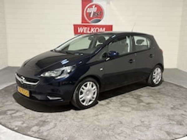 Opel Corsa 1.4 Favourite 2018 - voorkant