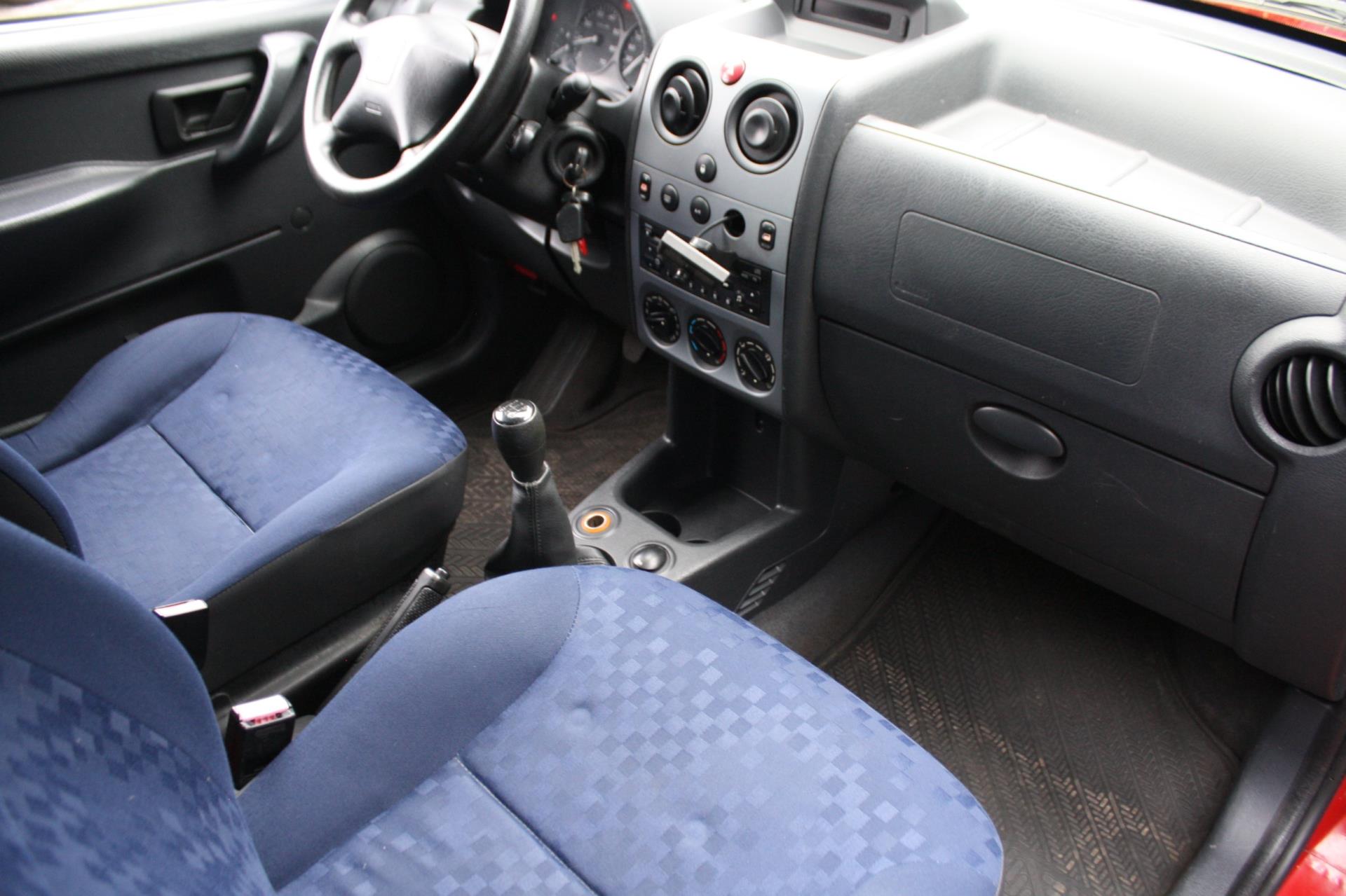 Foto van Peugeot Partner 170c 1.6hdi - 500 - 55kw