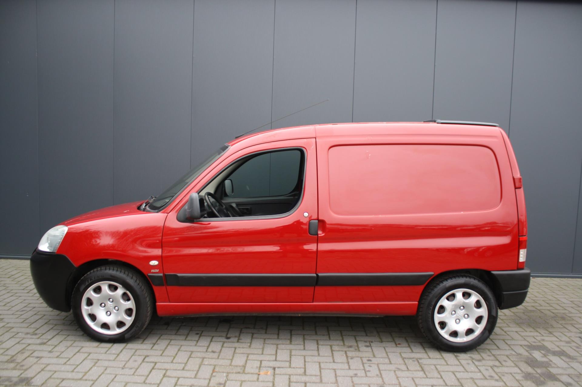 Foto van Peugeot Partner 170c 1.6hdi - 500 - 55kw