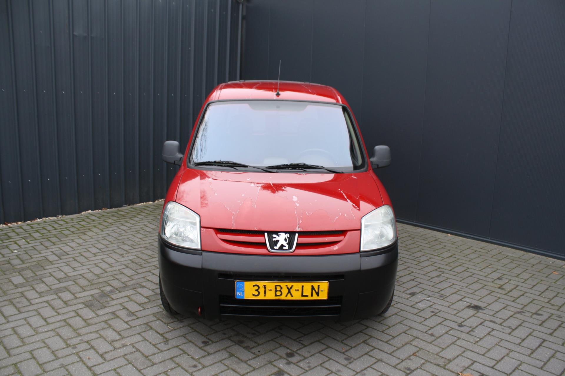 Foto van Peugeot Partner 170c 1.6hdi - 500 - 55kw