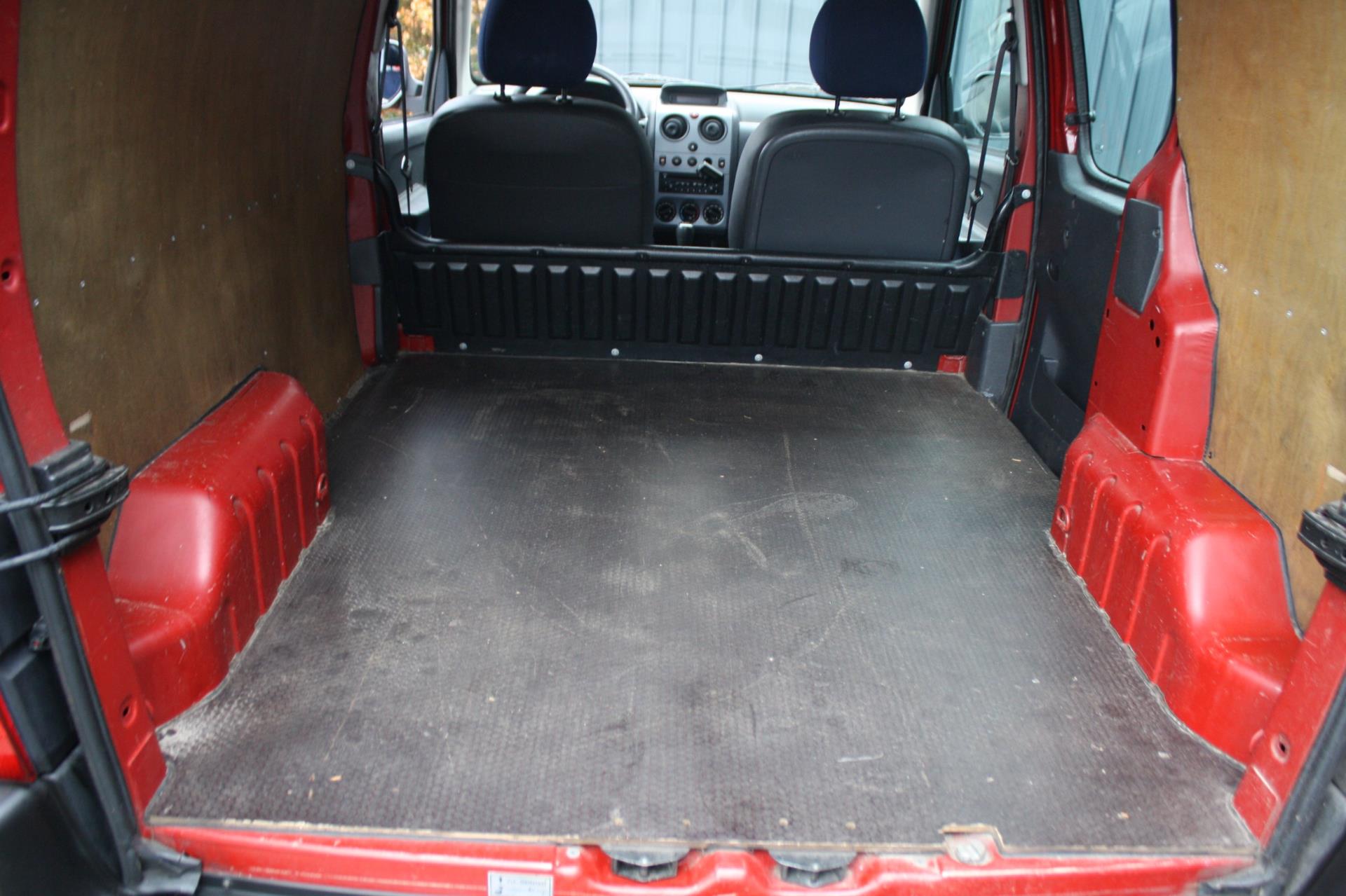Foto van Peugeot Partner 170c 1.6hdi - 500 - 55kw