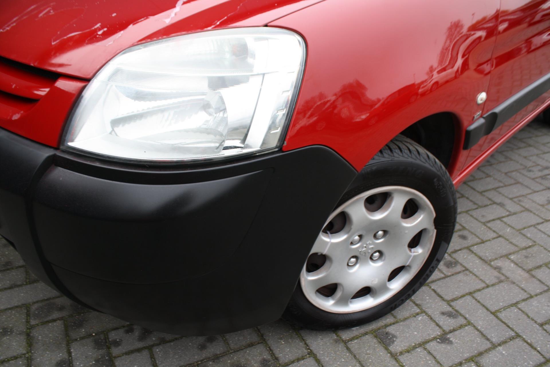 Foto van Peugeot Partner 170c 1.6hdi - 500 - 55kw
