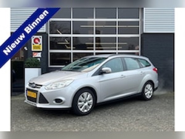 Ford Focus 1.6 TI-VCT Trend 2011 - voorkant