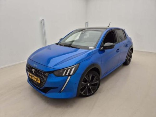Peugeot 208 1.2 PureTech GT Pack 2022 - voorkant
