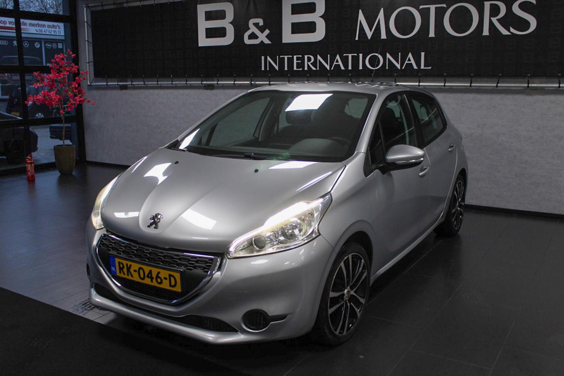 Peugeot 208 1.0 VTi Access|AIRCO|CRUISE|BLUETOOTH|LED|ESP 2013 - voorkant