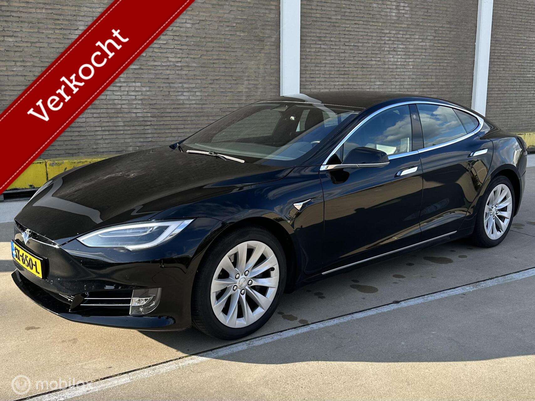 Foto van TESLA MODEL S