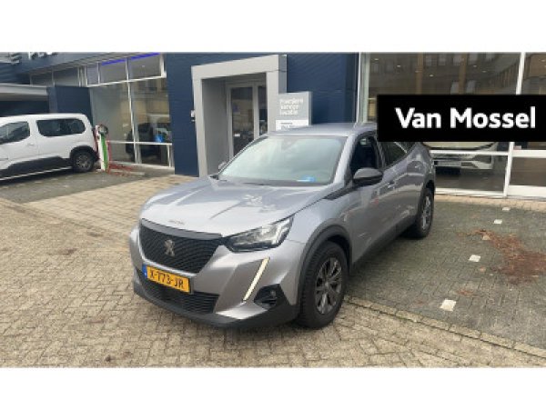 Peugeot 2008 1.2 PureTech Active Pack 2022 - voorkant