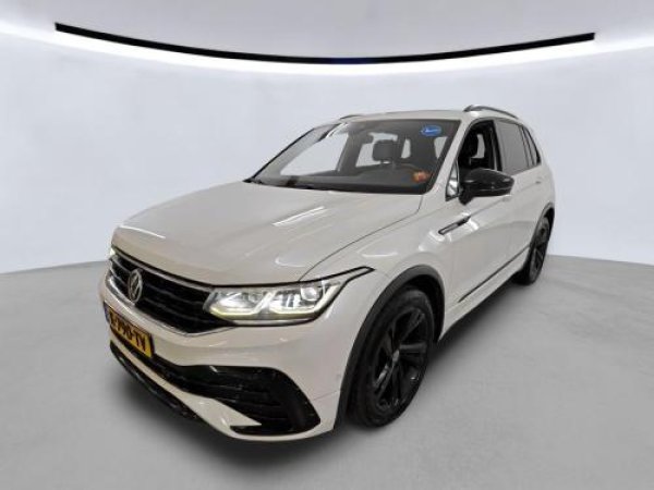 Volkswagen Tiguan 1.5 TSI R-Line Business+ 2021 - voorkant