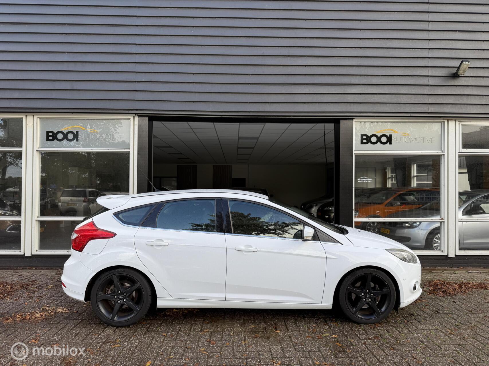 Foto van FORD FOCUS