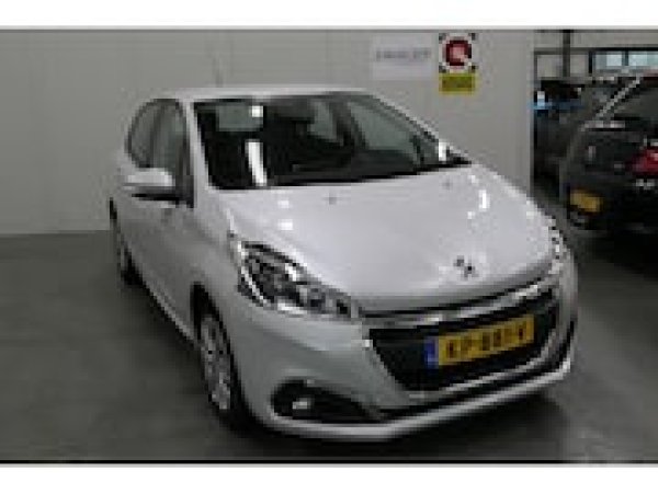 Peugeot 208 1.2 PureTech Blue Lion 2016 - voorkant