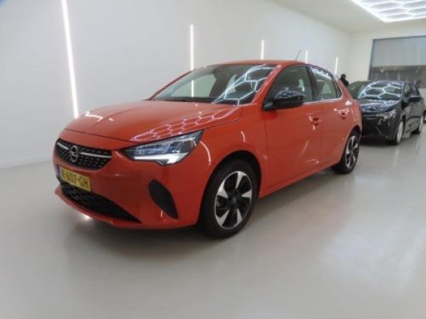 Opel Corsa Elegance 2022 - voorkant