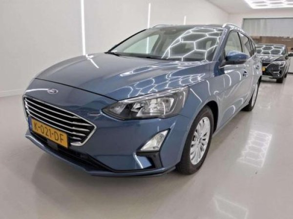 Ford Focus 1.0 EcoBoost Hybrid Titanium X Business 2020 - voorkant