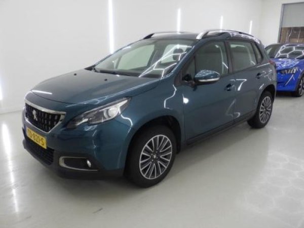 Peugeot 2008 1.2 PureTech Active 2018 - voorkant