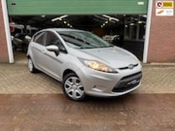 Ford Fiesta 1.25 Limited 2010 - voorkant