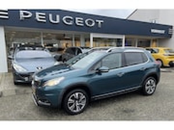 Peugeot 2008 1.2 PureTech Allure 2018 - voorkant