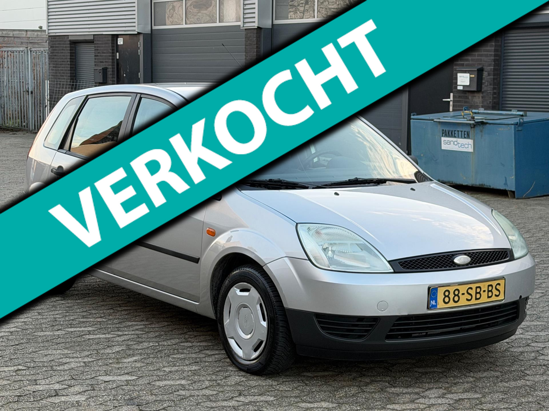 Ford Fiesta 1.3-8V Champion 5deurs Nieuwe APK NAP 2005 - voorkant