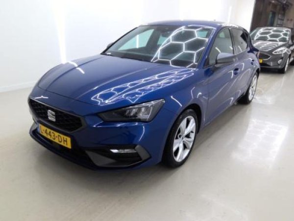 Seat Leon 1.0 TSI FR 2021 - voorkant