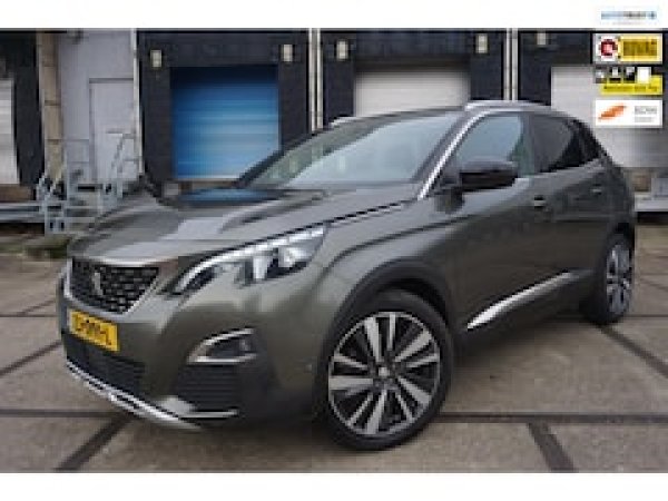 Peugeot 3008 1.2 PureTech GT Line 2019 - voorkant