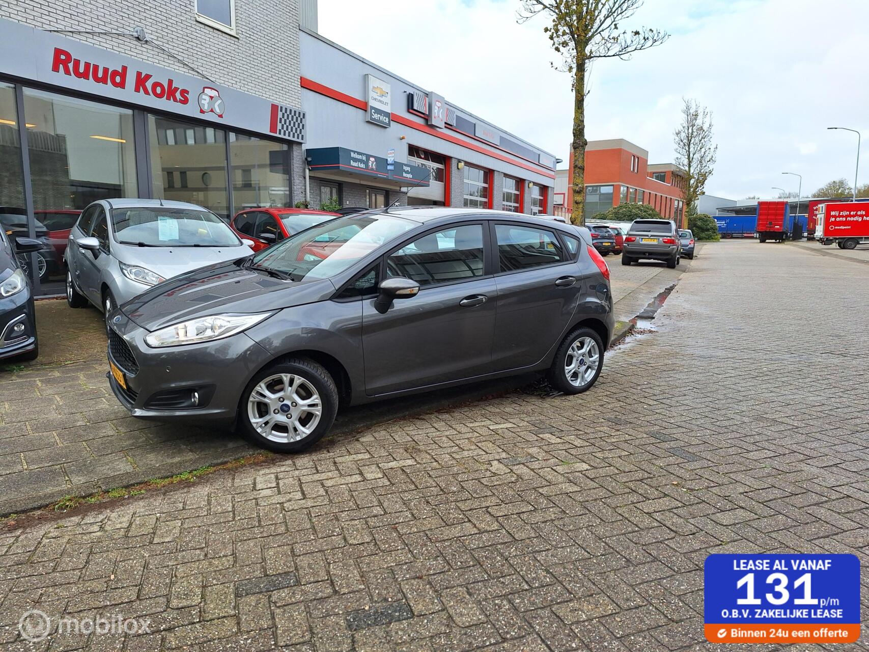 Ford Fiesta 1.0 STYLE ULTIMATE / Navigatie / Cruise Control / 2017 - voorkant
