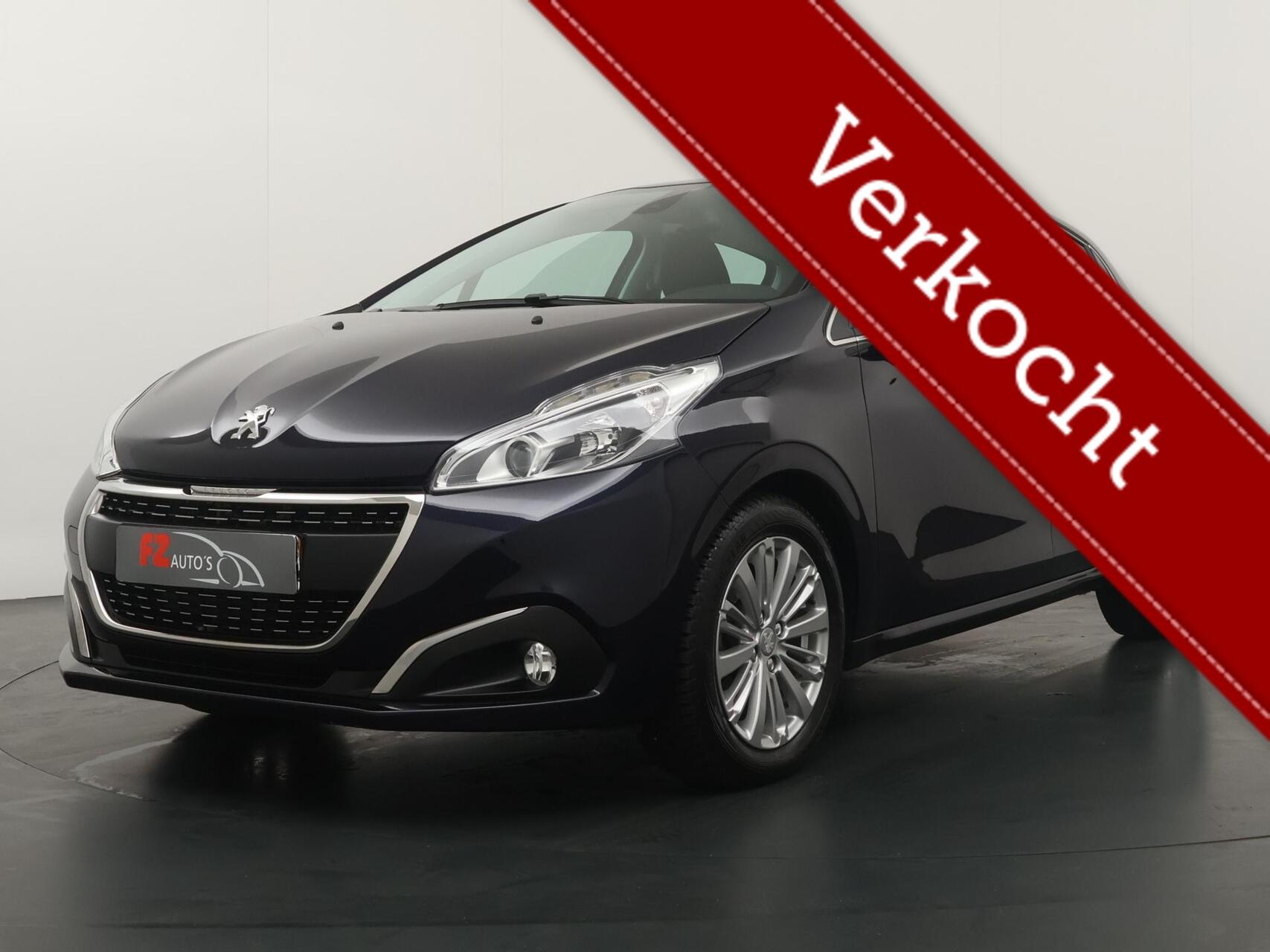 Peugeot 208 1.2 PureTech Allure Automaat - Navigatie - Climate Control - Lichtmetalen velgen 2017 - voorkant