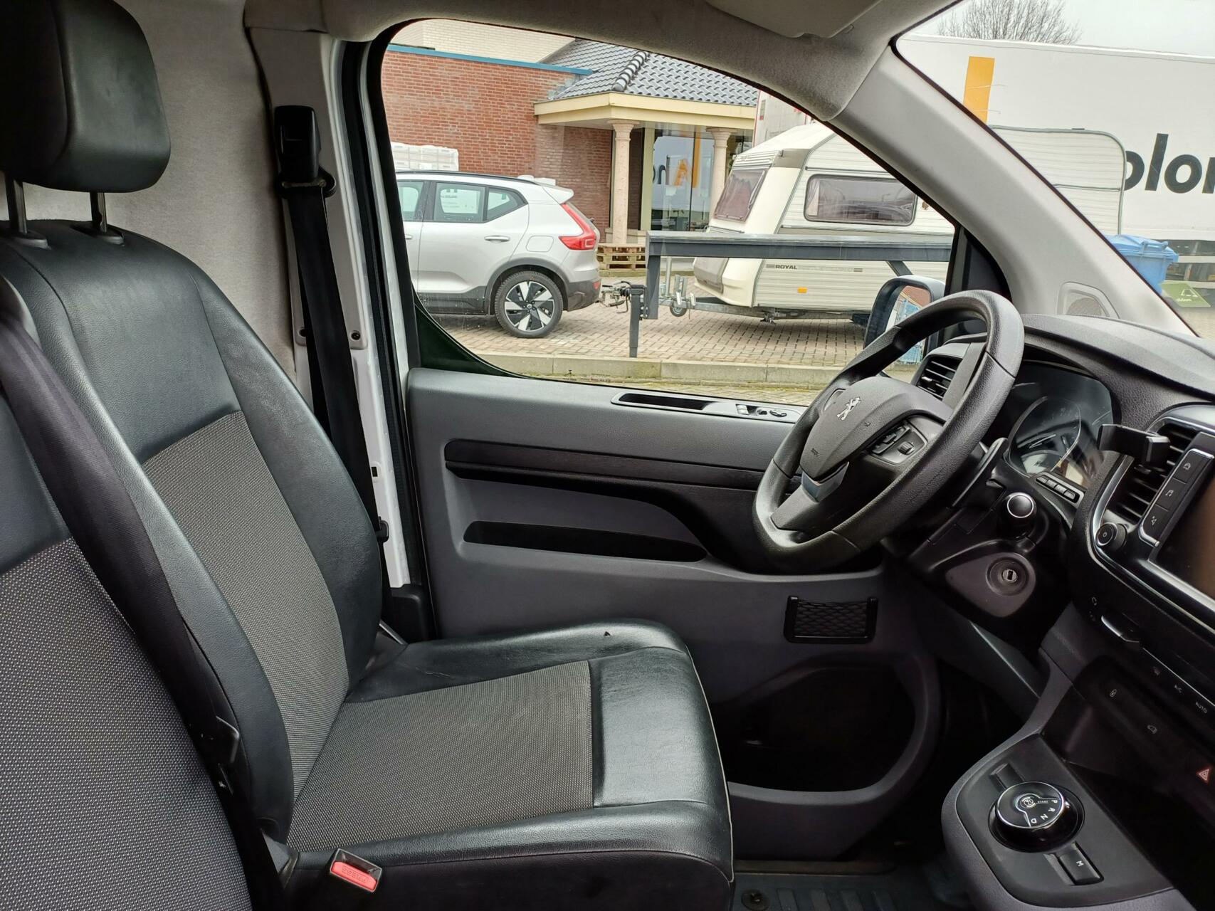 Foto van Peugeot Expert Bestel