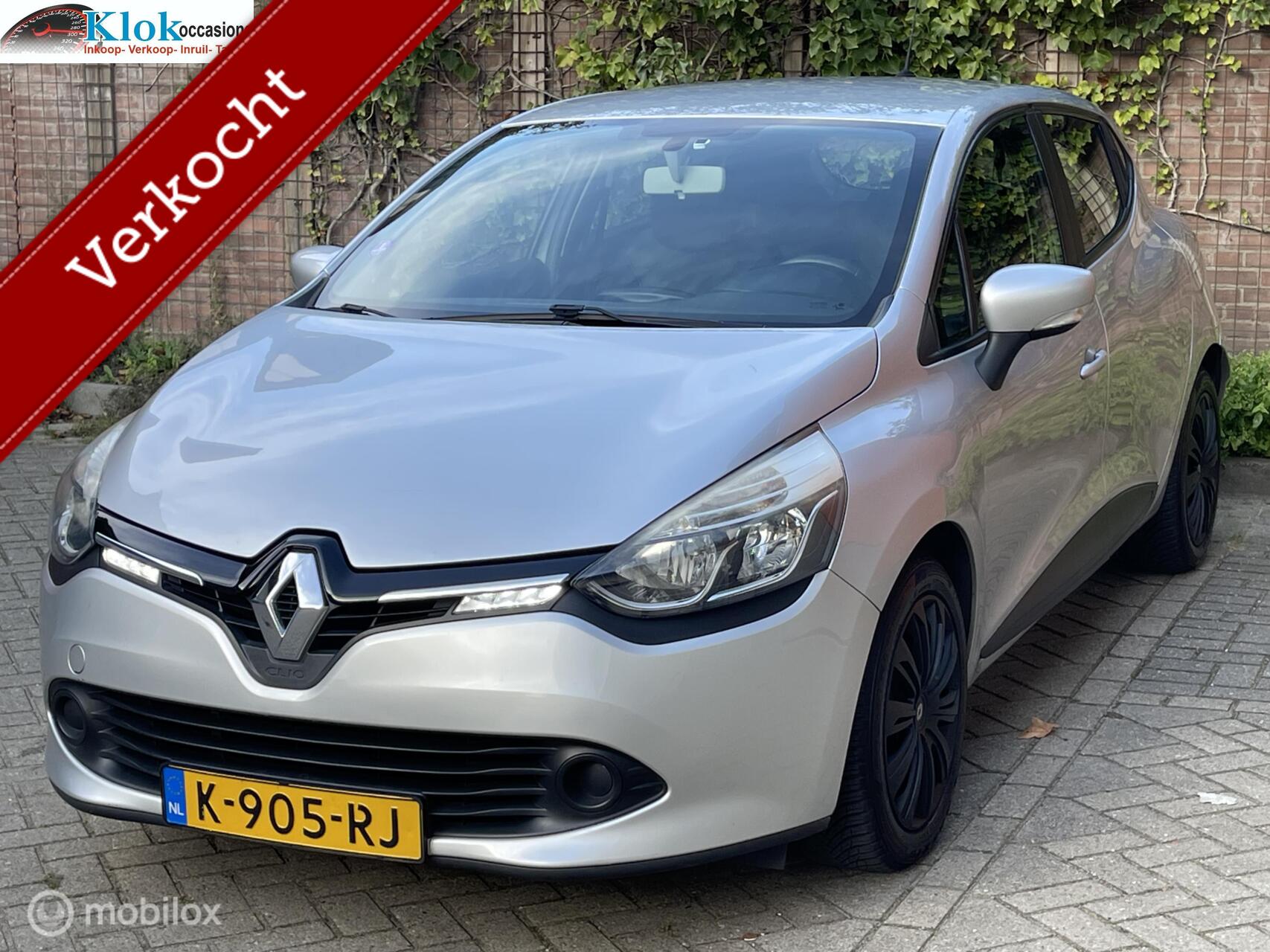 Renault Clio 1.2 16V New Distributie Cruise Airco 2013 - voorkant