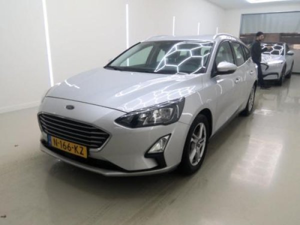 Ford Focus 1.0 EcoBoost Hybrid Trend Edition Business 2021 - voorkant