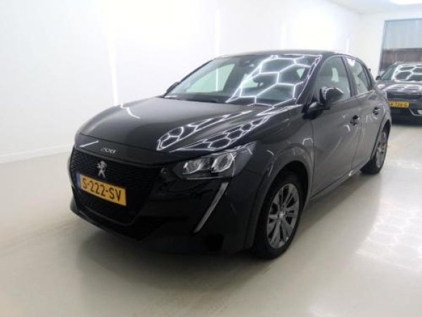 Peugeot 208 EV Active Pack 2023 - voorkant