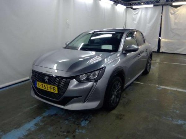 Peugeot 208 EV Allure Pack 2021 - voorkant