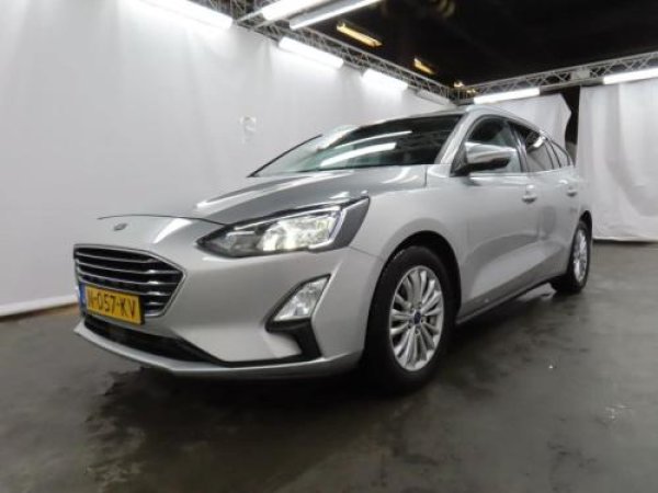Ford Focus 1.0 EcoBoost Hybrid Titanium X Business 2021 - voorkant