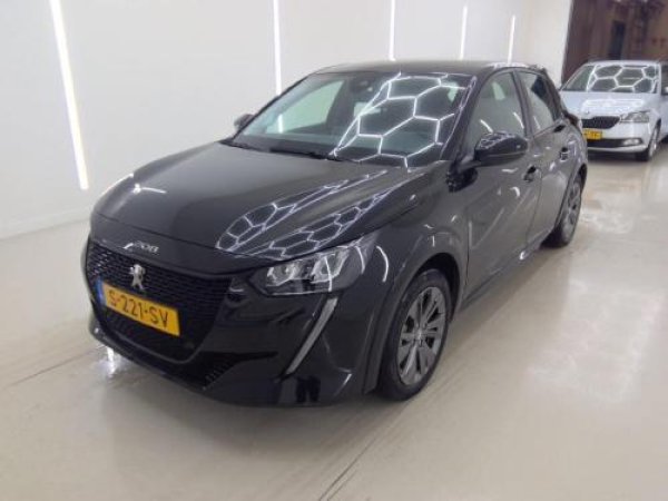 Peugeot 208 EV Active Pack 2023 - voorkant