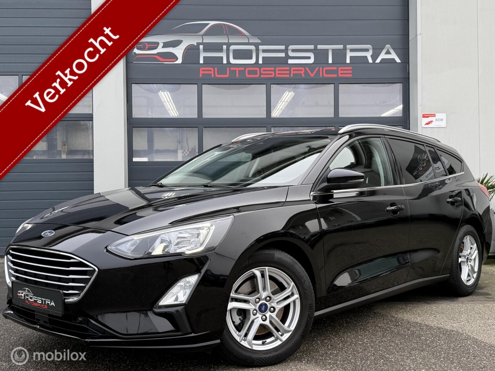 Ford Focus 1.0 EcoBoost Hybrid Camera Carplay LED NAP 2021 - voorkant