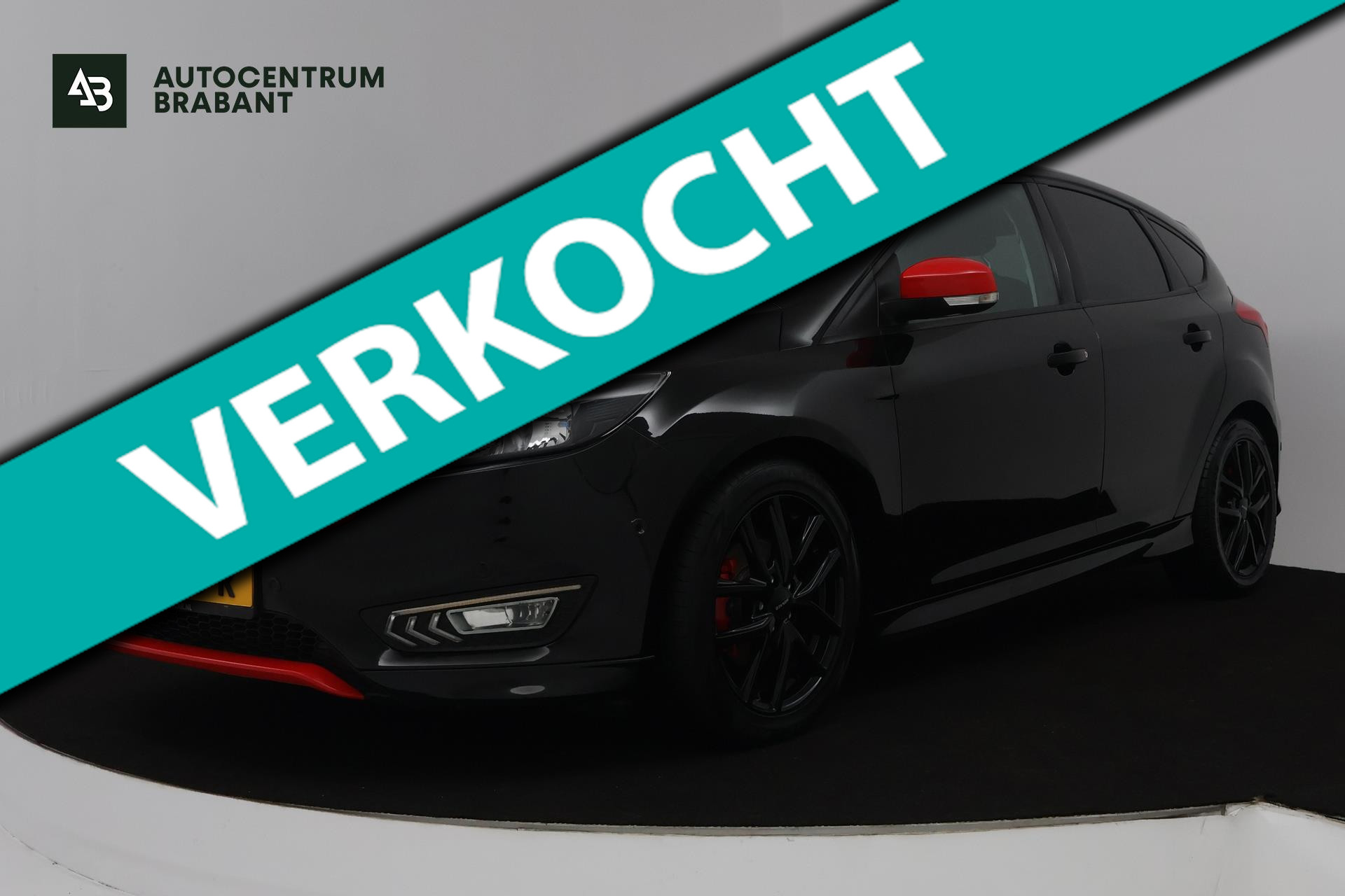 Ford Focus 1.0 Titanium (TREKHAAK, STOELVERWARMING, NAVIGATIE, CRUISE CONTROL, PARKEERSENSOREN) 2016 - voorkant