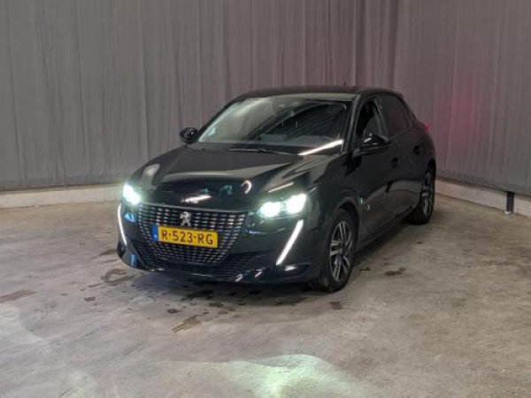 Peugeot 208 1.2 PureTech Allure 2022 - voorkant