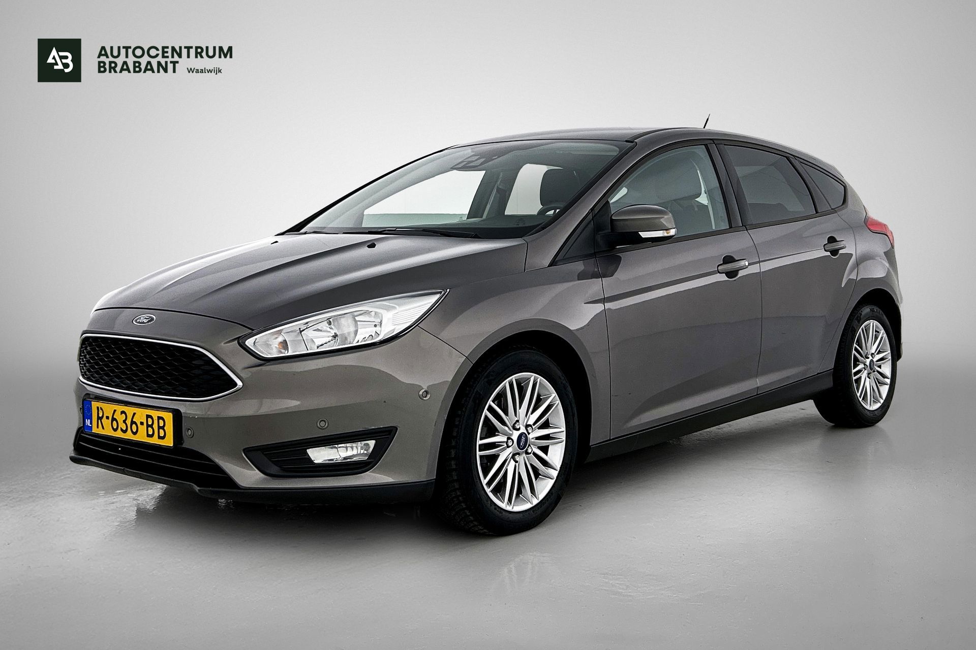 Ford Focus 1.0 Trend | 125PK | Stoel+StuurverW | ParkS V+A | Park ASS | Cruise | Goed onderH |ETC 2016 - voorkant