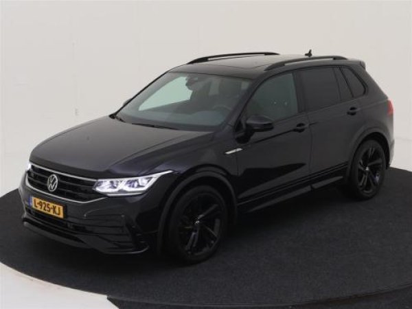 Volkswagen Tiguan 1.5 TSI R-Line Business+ 2021 - voorkant