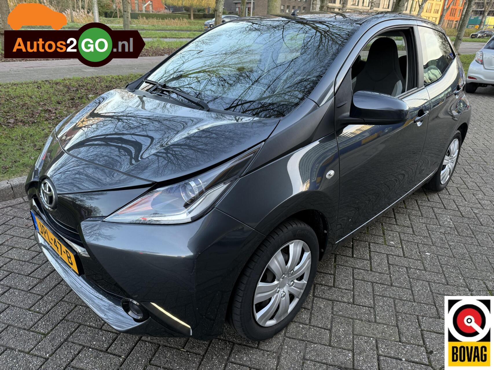Toyota Toyota Aygo 1.0 VVT-i x-play 2014 - voorkant