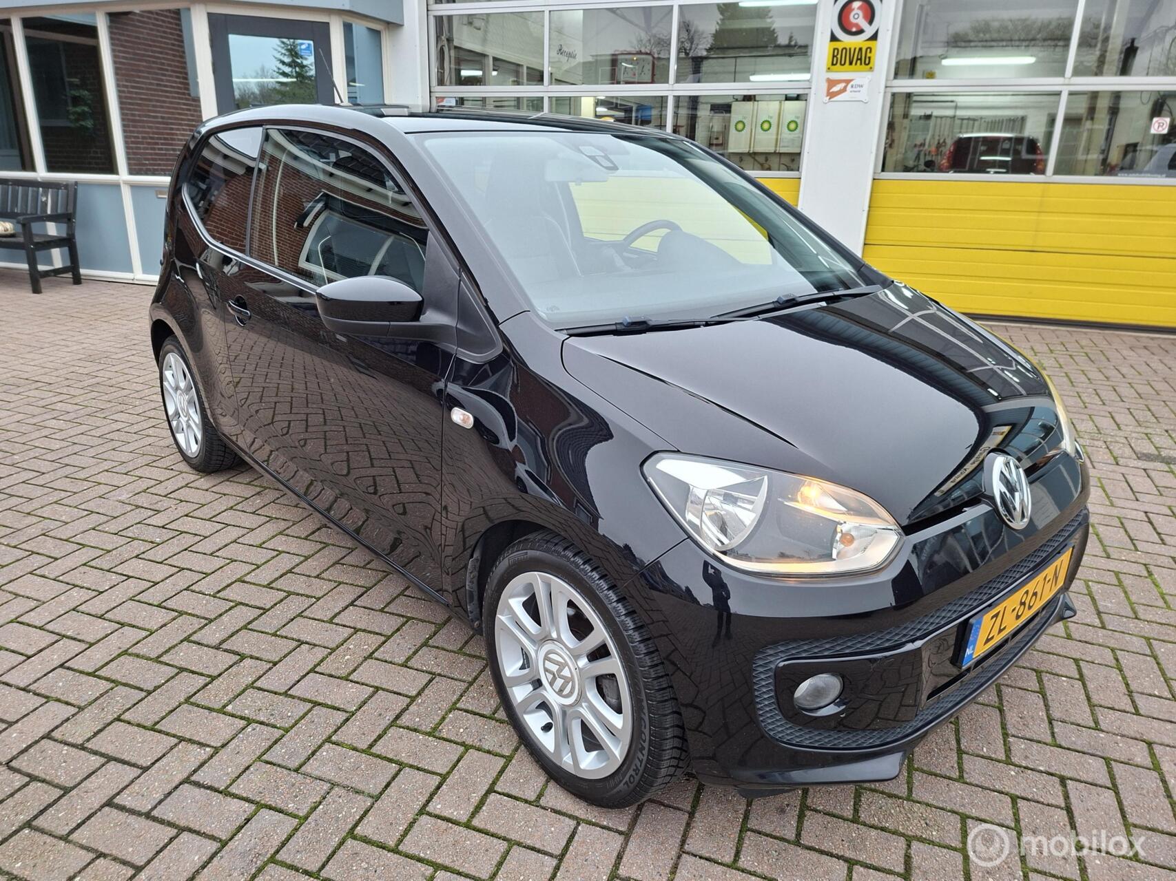 Foto van VOLKSWAGEN UP