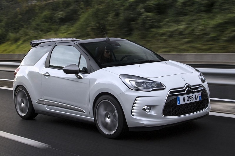 DS 3 Cabrio 1.2 PureTech So Chic 2015 - voorkant