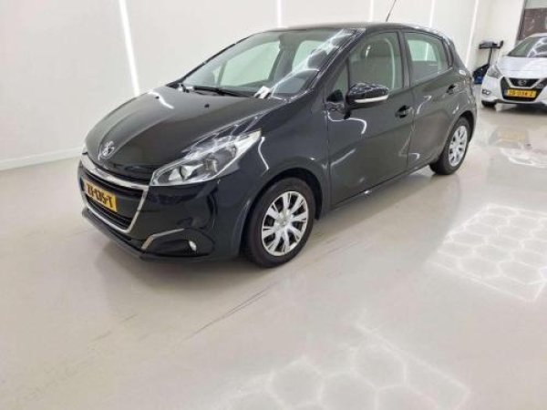 Peugeot 208 1.2 PureTech Blue Lease Active 2019 - voorkant