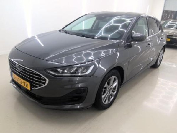 Ford Focus 1.0 EcoBoost Hybrid Titanium 2023 - voorkant