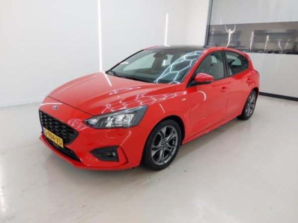 Ford Focus 1.0 EcoBoost ST Line Business 2019 - voorkant