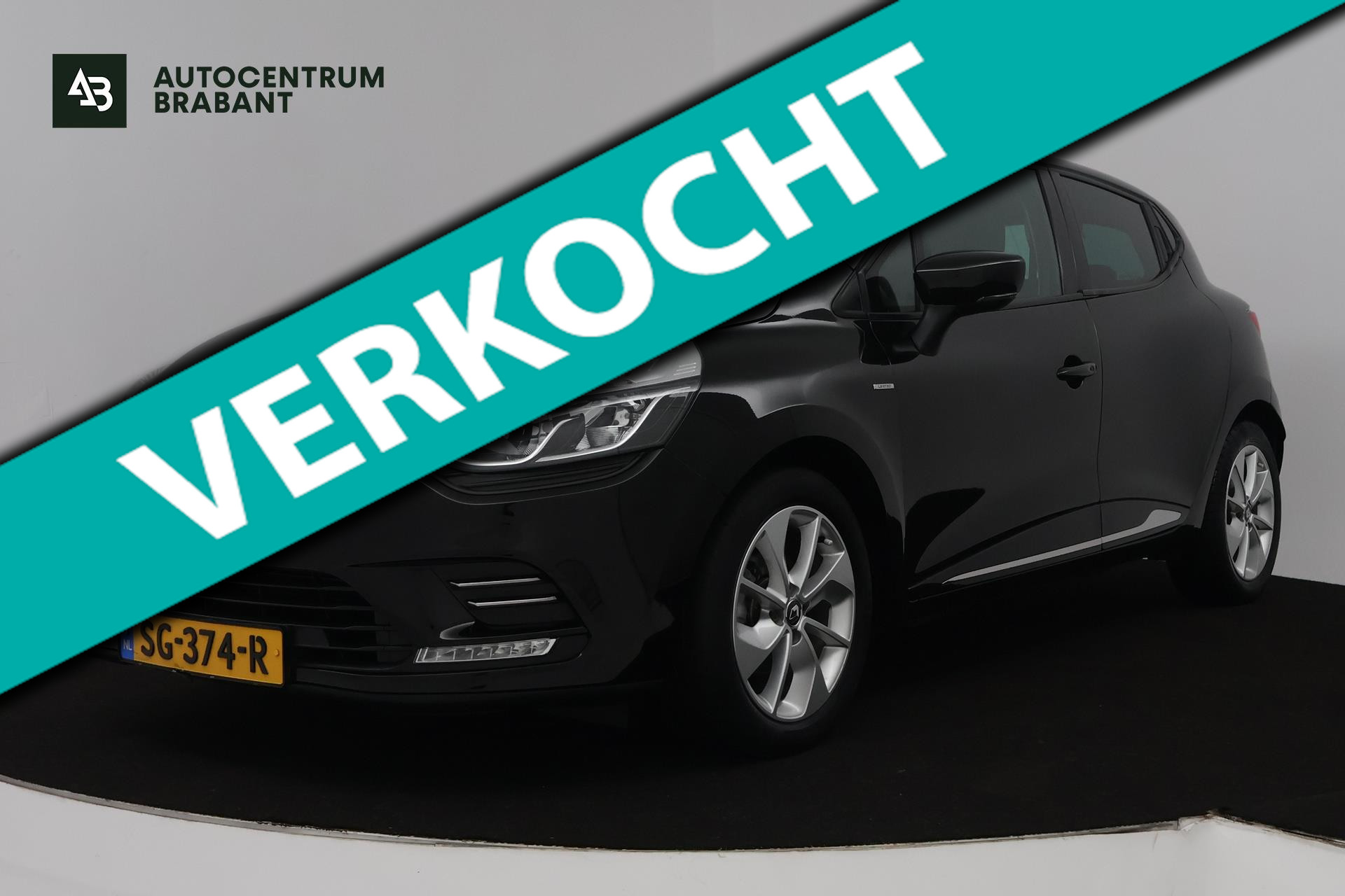 Renault Clio 0.9 TCe Intens (NAVIGATIE, CLIMA, PARKEERSENSOREN, CRUISE CONTROL, BLUETOOTH, AIRCO) 2018 - voorkant