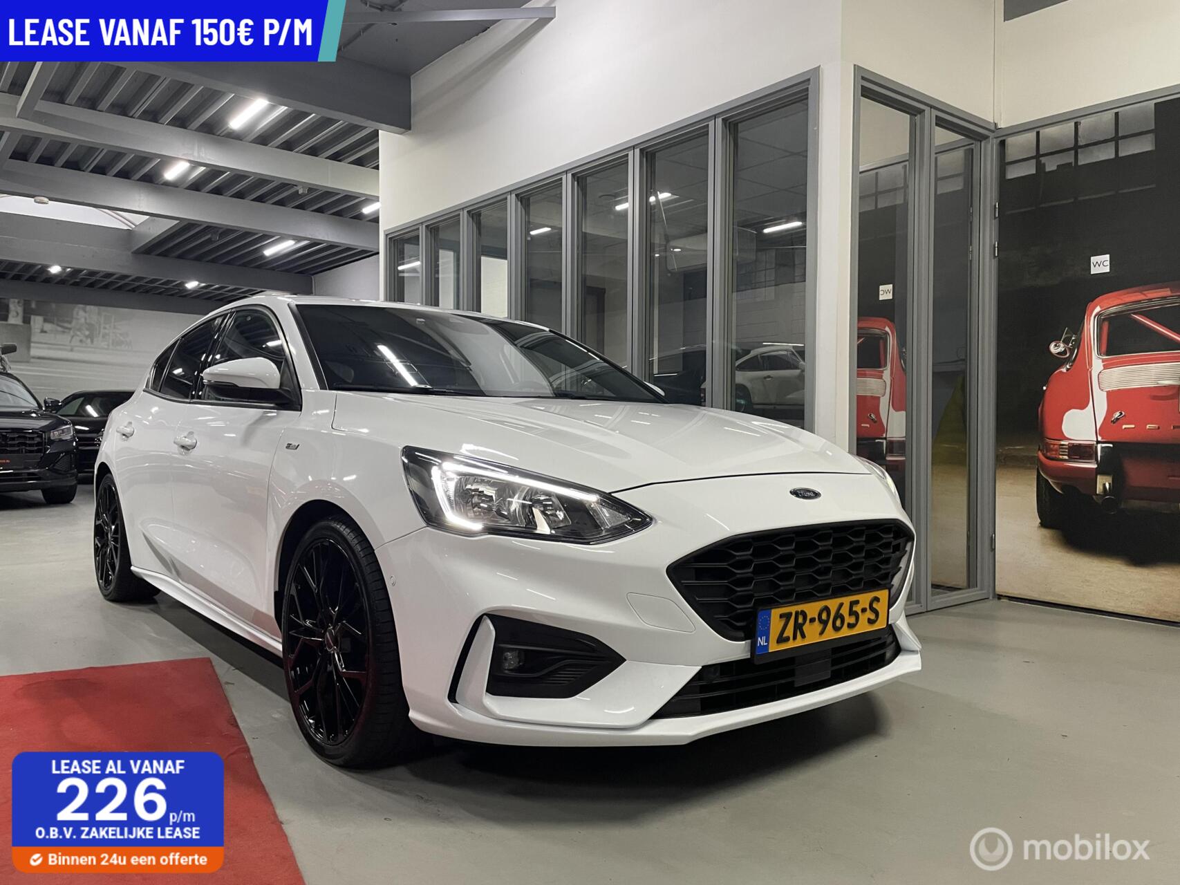 Ford Focus 1.0 EcoBoost ST-Line PDC 19 inch Velgen 2019 - voorkant