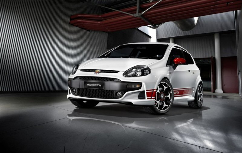 Fiat Punto Evo 1.4-16V m-air Abarth 2010 - voorkant