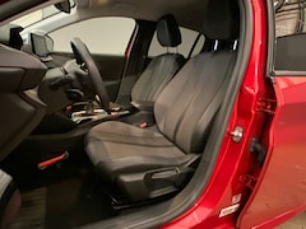 Peugeot 208 1.2 PureTech Allure 2023 - voorkant