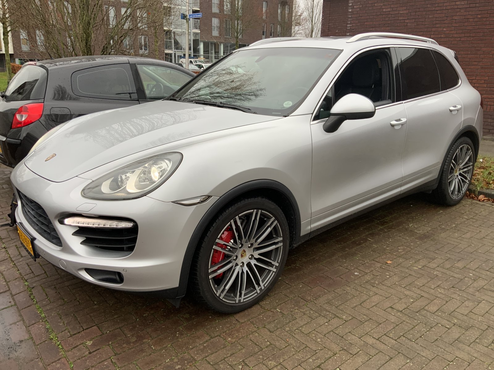 Porsche Cayenne 4.8 Turbo 2010 - voorkant