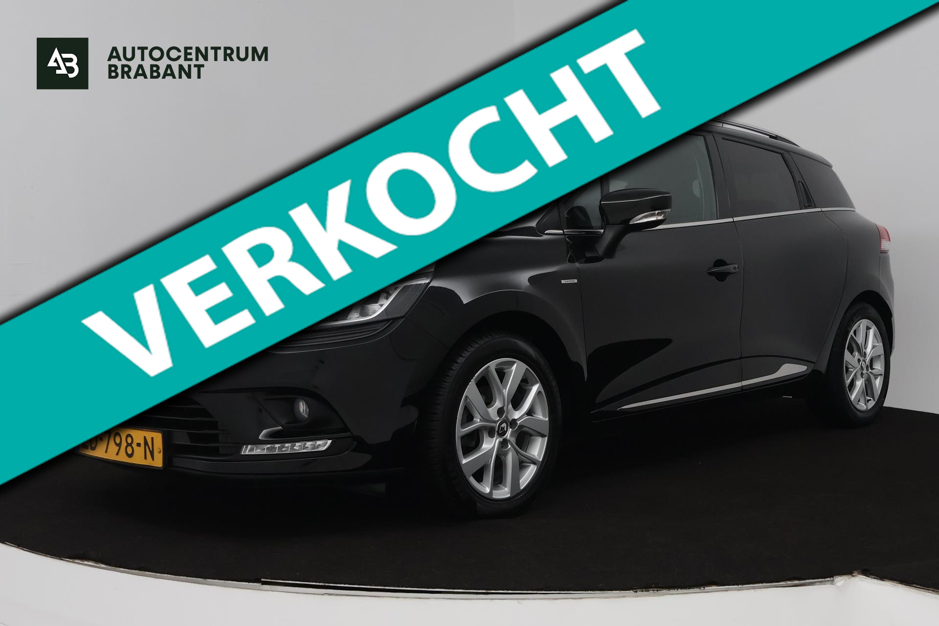 Renault Clio 0.9 TCe Limited (TREKHAAK, NAVIGATIE, PARKEERSENSOREN, BLUETOOTH, CRUISE CONTROL) 2019 - voorkant