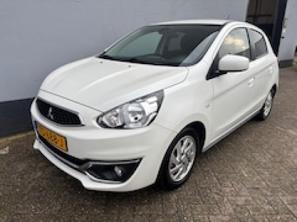 Foto van Mitsubishi Space Star