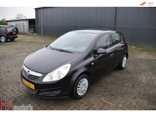 Opel Corsa 1.2-16V Edition 2009 - voorkant